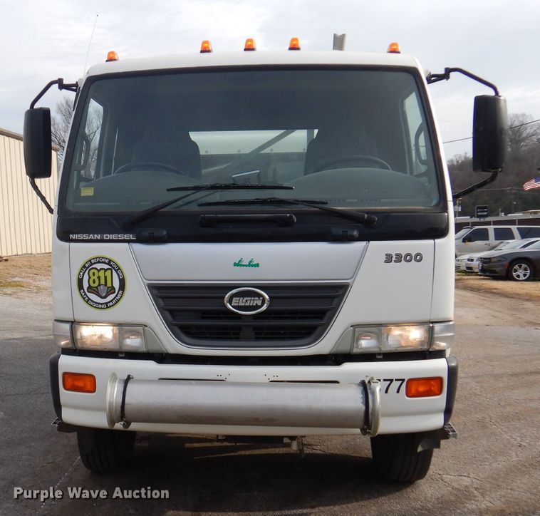 image for item DJ3778 2009 Nissan UD3000  street sweeper truck