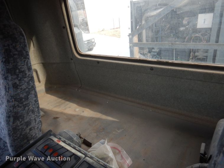 image for item DJ3778 2009 Nissan UD3000  street sweeper truck