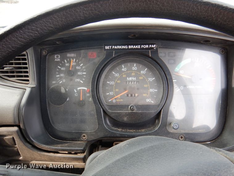 image for item DJ3778 2009 Nissan UD3000  street sweeper truck