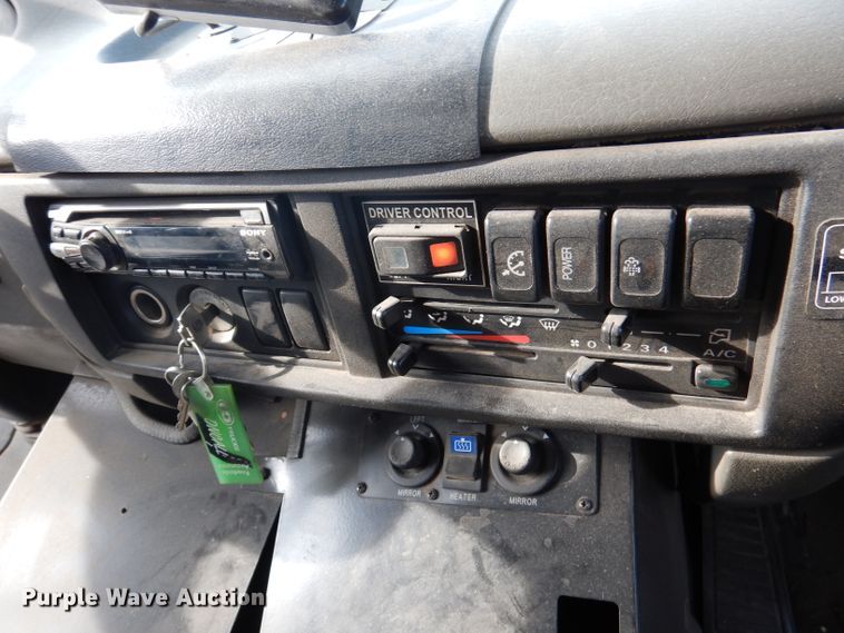 image for item DJ3778 2009 Nissan UD3000  street sweeper truck