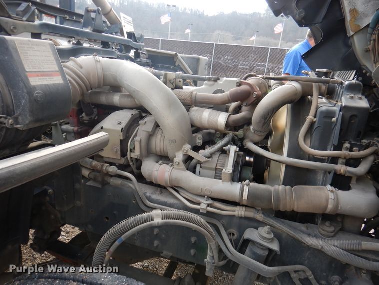 image for item DJ3778 2009 Nissan UD3000  street sweeper truck