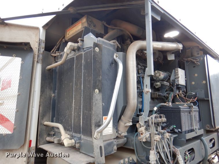 image for item DJ3778 2009 Nissan UD3000  street sweeper truck