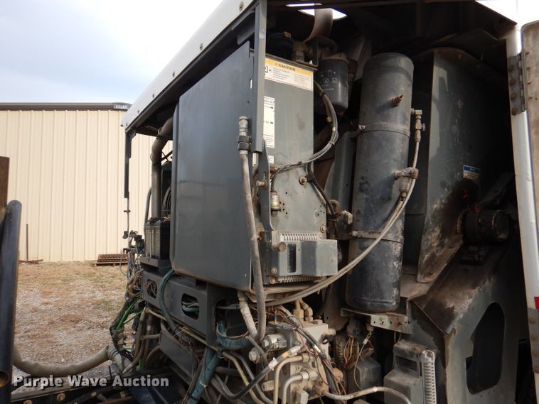 image for item DJ3778 2009 Nissan UD3000  street sweeper truck