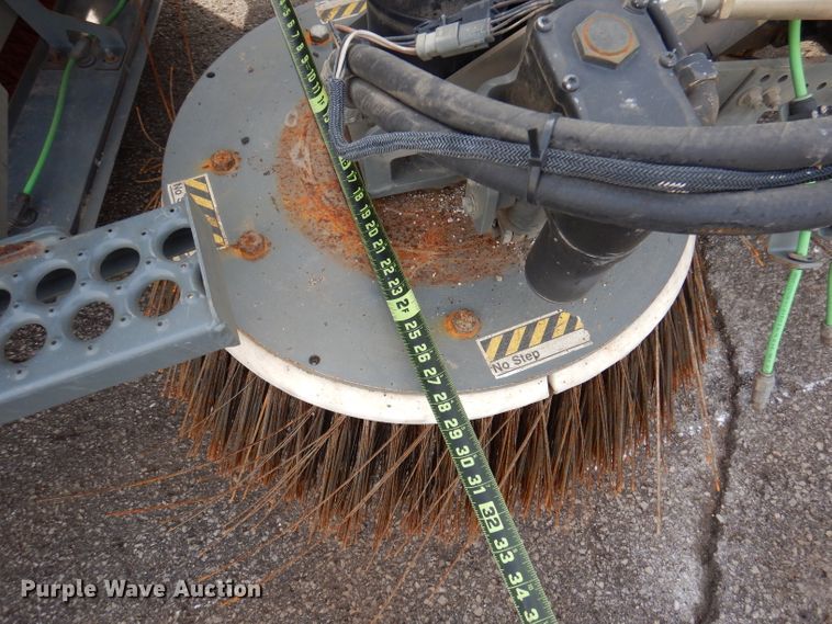 image for item DJ3778 2009 Nissan UD3000  street sweeper truck