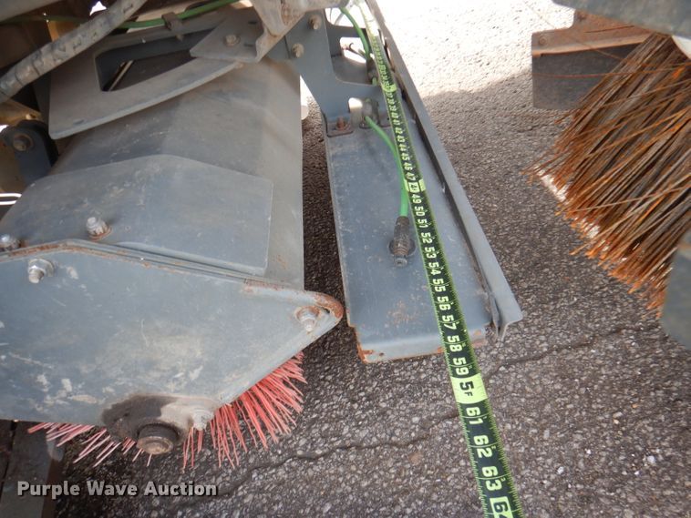 image for item DJ3778 2009 Nissan UD3000  street sweeper truck