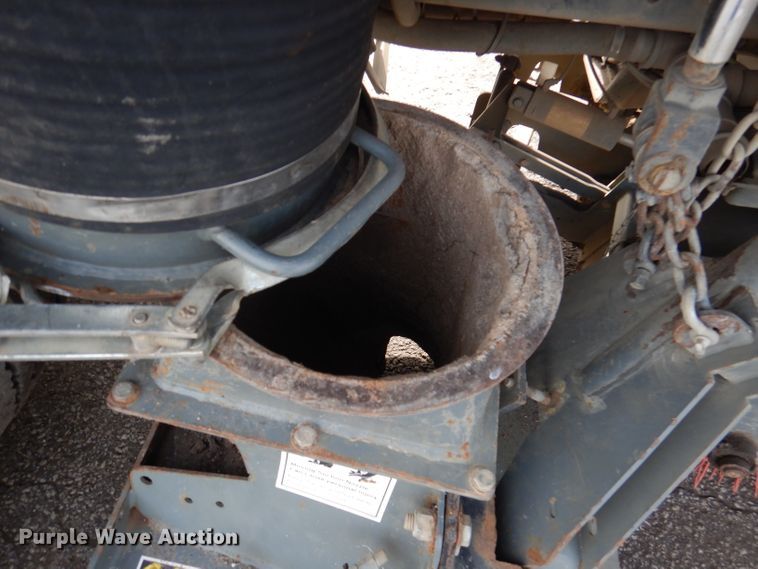 image for item DJ3778 2009 Nissan UD3000  street sweeper truck