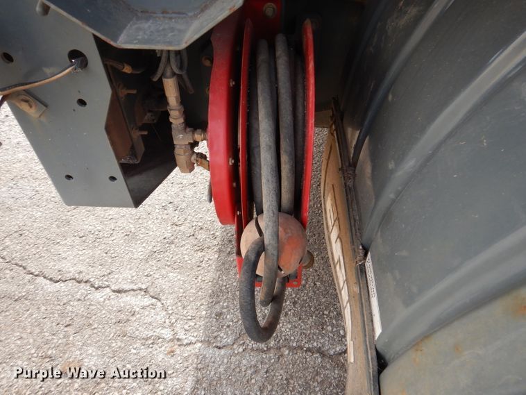 image for item DJ3778 2009 Nissan UD3000  street sweeper truck