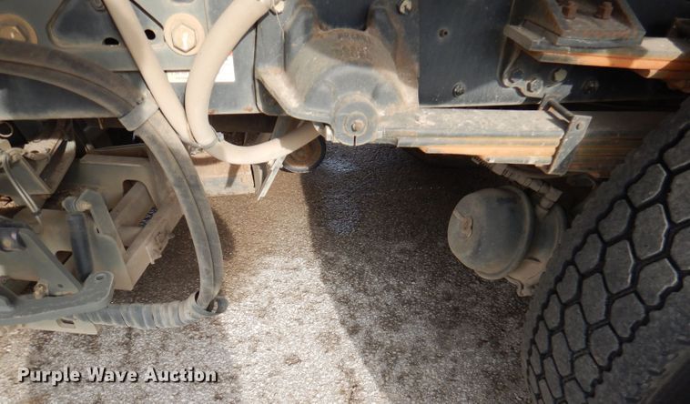 image for item DJ3778 2009 Nissan UD3000  street sweeper truck