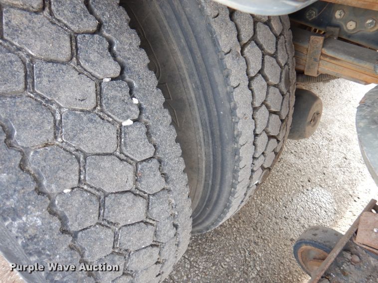 image for item DJ3778 2009 Nissan UD3000  street sweeper truck