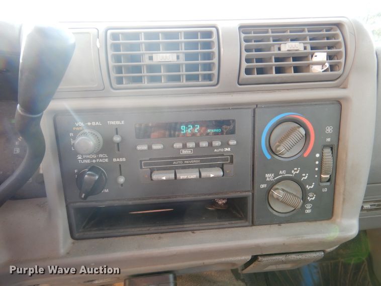 image for item DJ3780 1996 Chevrolet S10  pickup truck