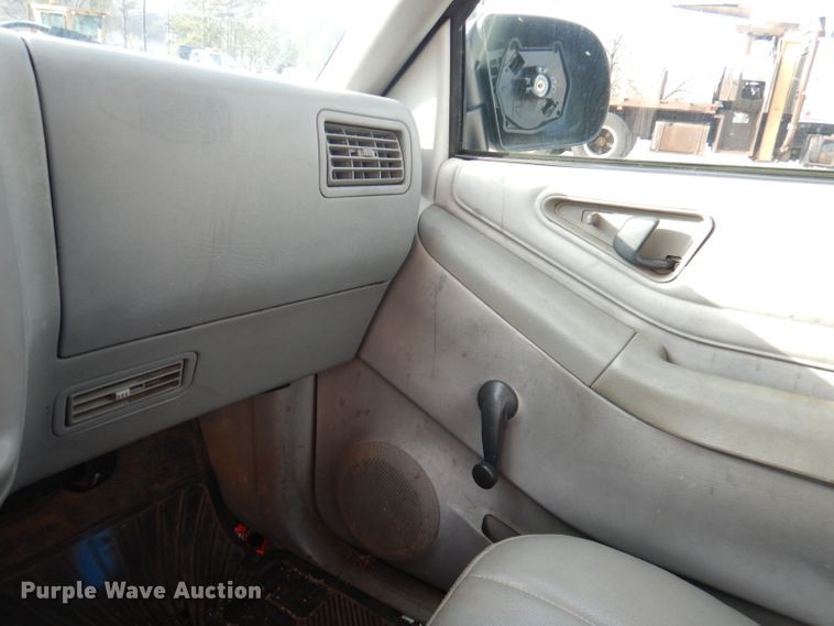 image for item DJ3780 1996 Chevrolet S10  pickup truck