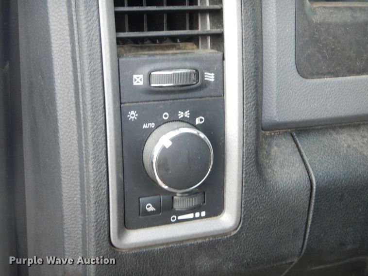 image for item DK3433 2014 Dodge Ram 1500  Quad Cab pickup truck