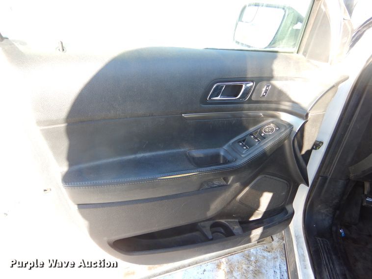 image for item DK3460 2017 Ford Explorer Police Interceptor  SUV