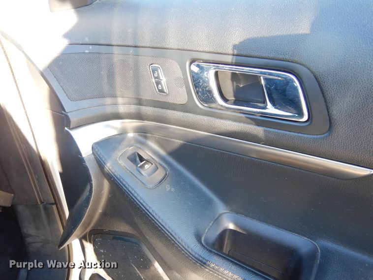 image for item DK3460 2017 Ford Explorer Police Interceptor  SUV