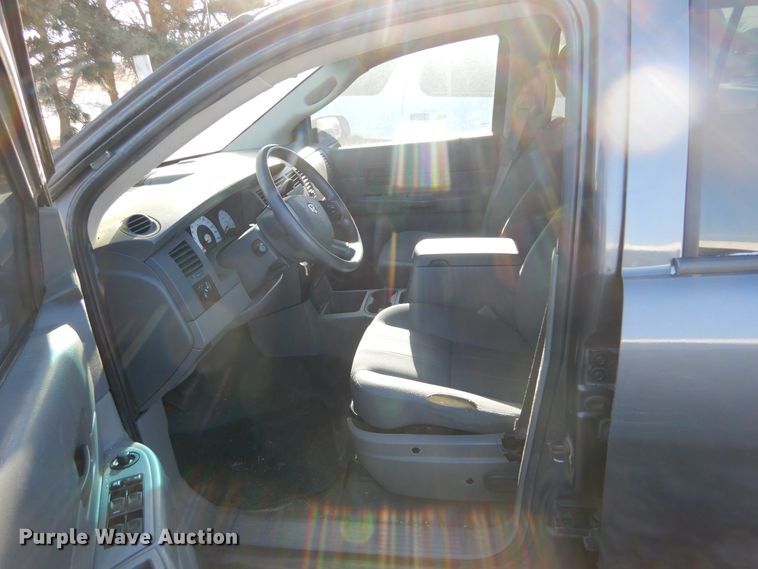 image for item DK3465 2004 Dodge Durango  SUV