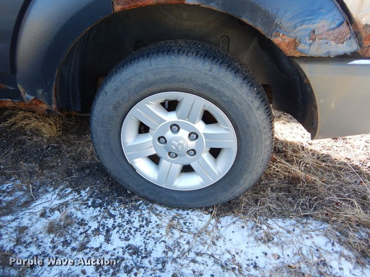 image for item DK3465 2004 Dodge Durango  SUV