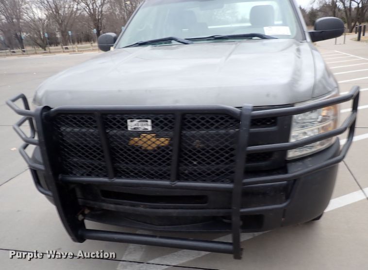 image for item DN2442 2013 Chevrolet Silverado 1500  Ext. Cab pickup truck