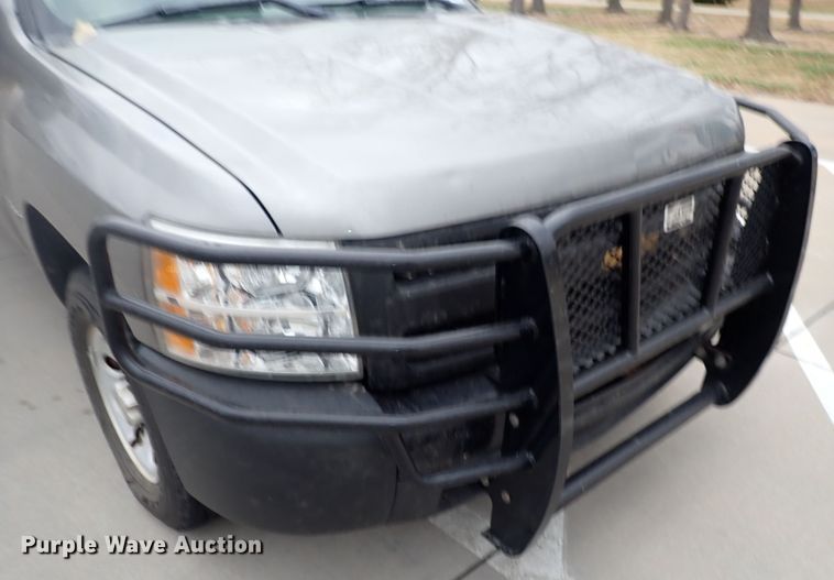 image for item DN2442 2013 Chevrolet Silverado 1500  Ext. Cab pickup truck