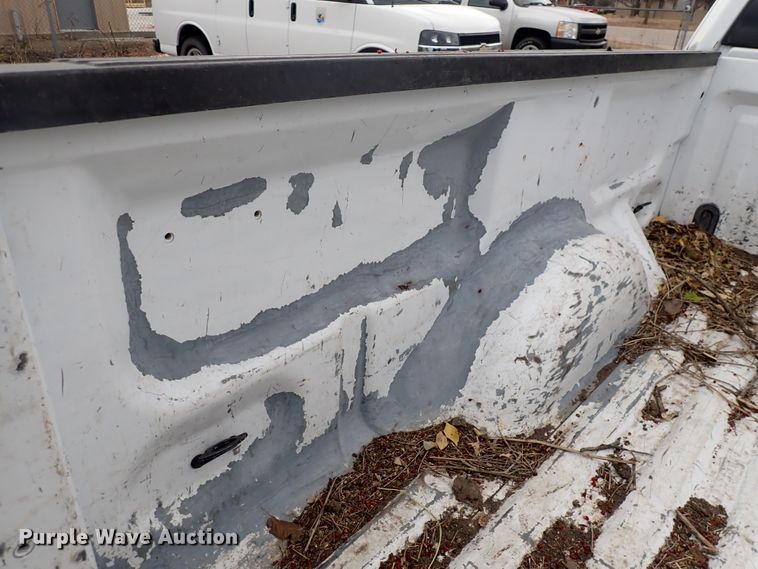 image for item DN2443 2010 Ford F150 XL  SuperCab pickup truck