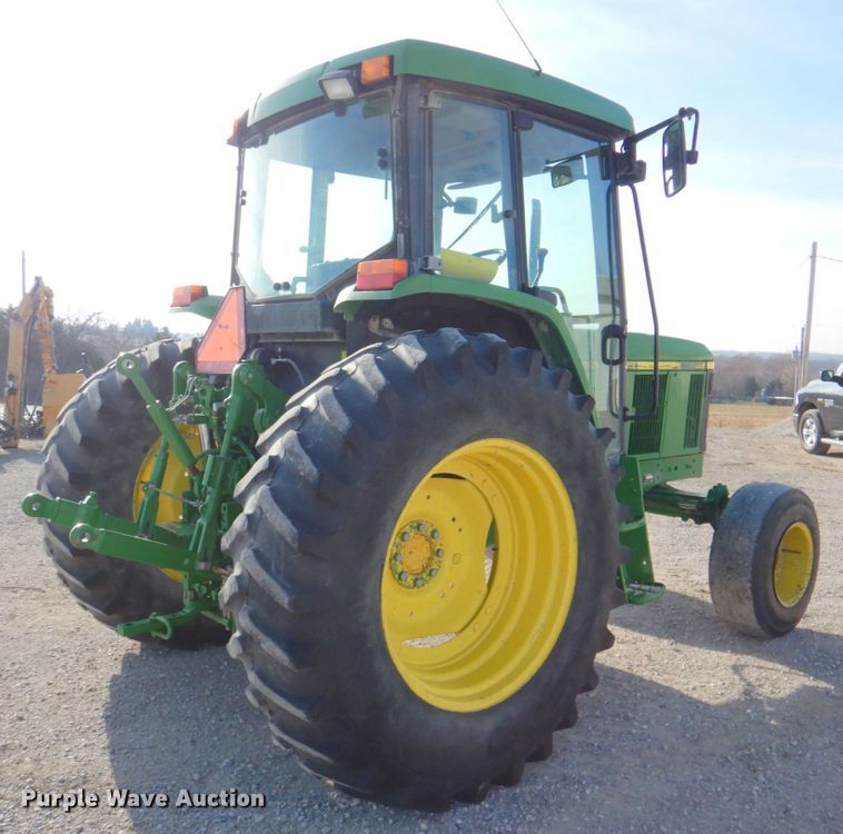 image for item DN2642 2002 John Deere 6405  tractor