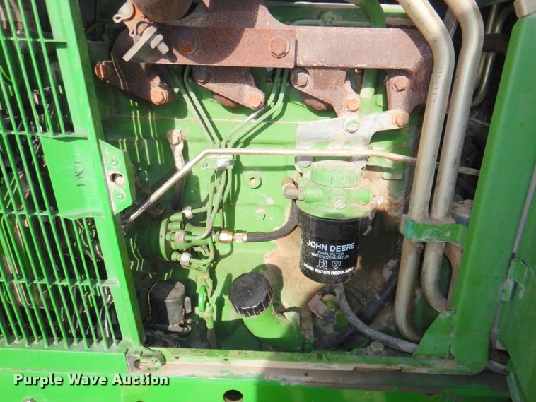 image for item DN2642 2002 John Deere 6405  tractor