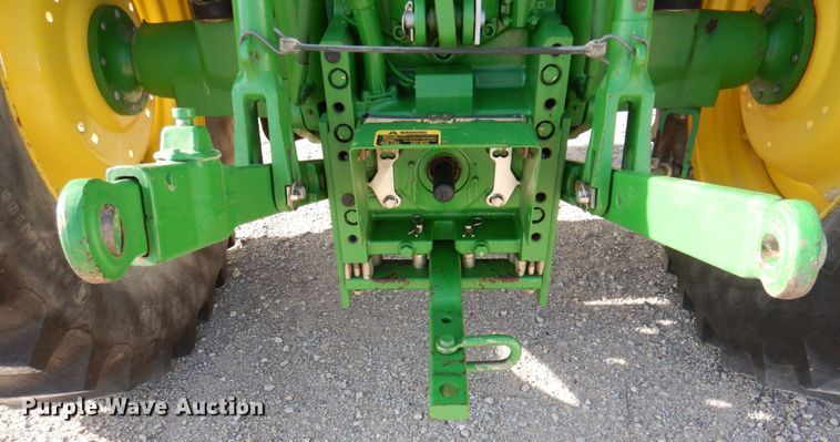 image for item DN2642 2002 John Deere 6405  tractor