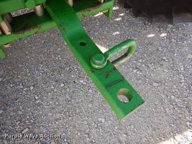 image for item DN2642 2002 John Deere 6405  tractor