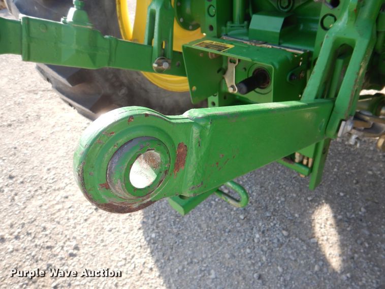 image for item DN2642 2002 John Deere 6405  tractor