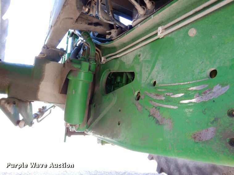 image for item DN2642 2002 John Deere 6405  tractor