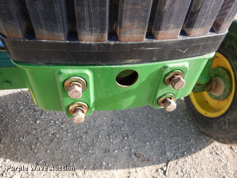 image for item DN2642 2002 John Deere 6405  tractor