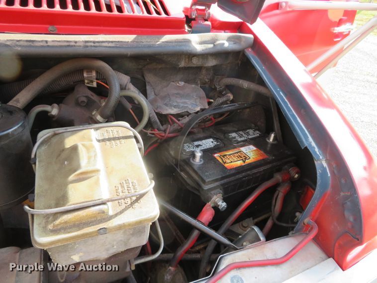 image for item DN7852 1993 Chevrolet G30  emergency vehicle