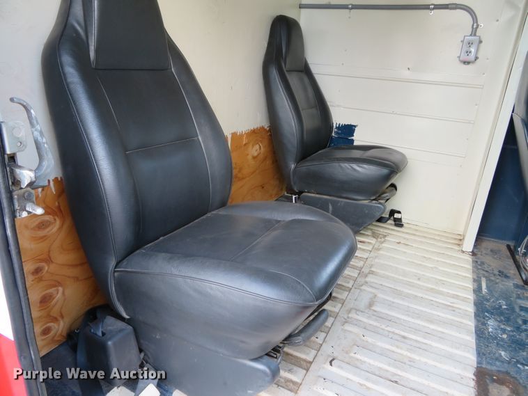 image for item DN7852 1993 Chevrolet G30  emergency vehicle