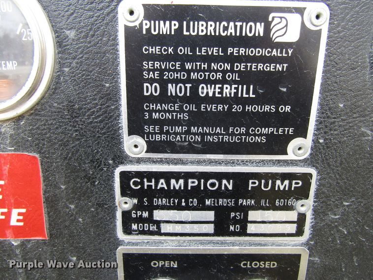 image for item EV9376 1985 Ford F700  pumper fire truck