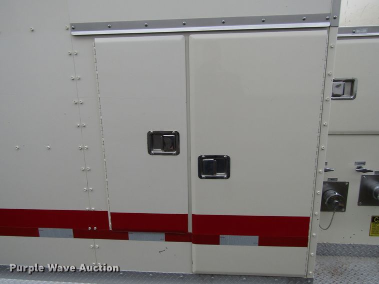 image for item EV9376 1985 Ford F700  pumper fire truck