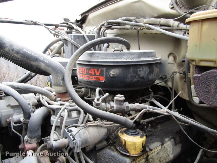 image for item EV9376 1985 Ford F700  pumper fire truck