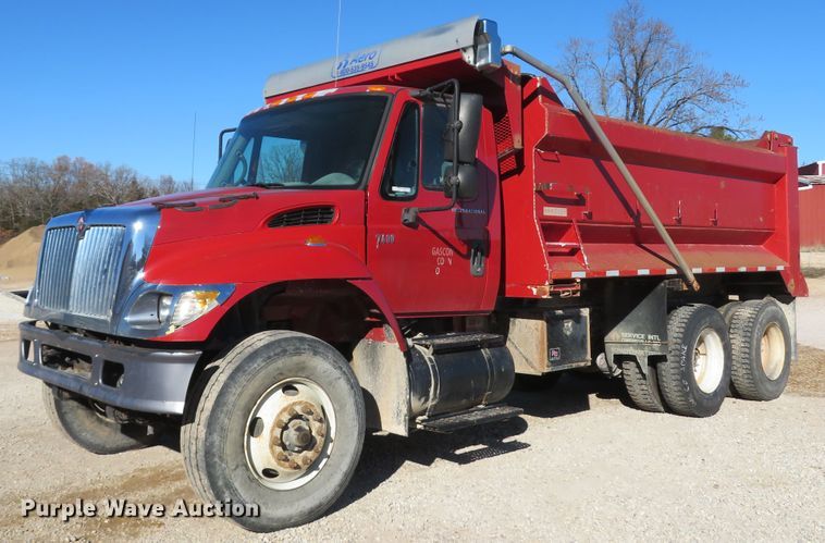 image for item FP9490 2005 International 7400  dump truck