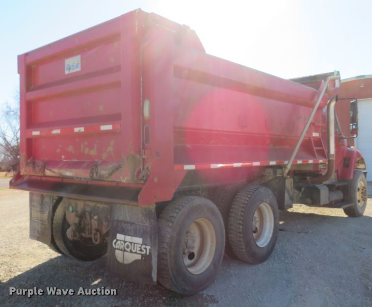 image for item FP9490 2005 International 7400  dump truck