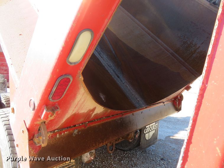 image for item FP9490 2005 International 7400  dump truck