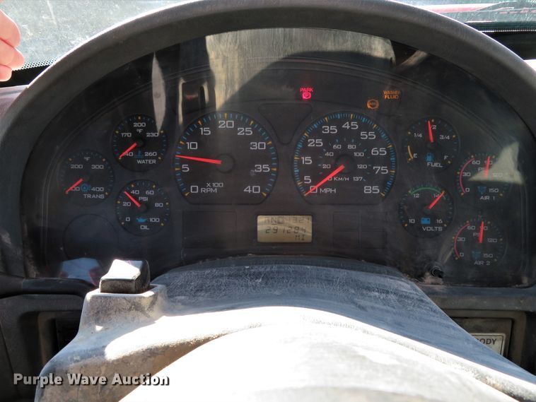 image for item FP9490 2005 International 7400  dump truck