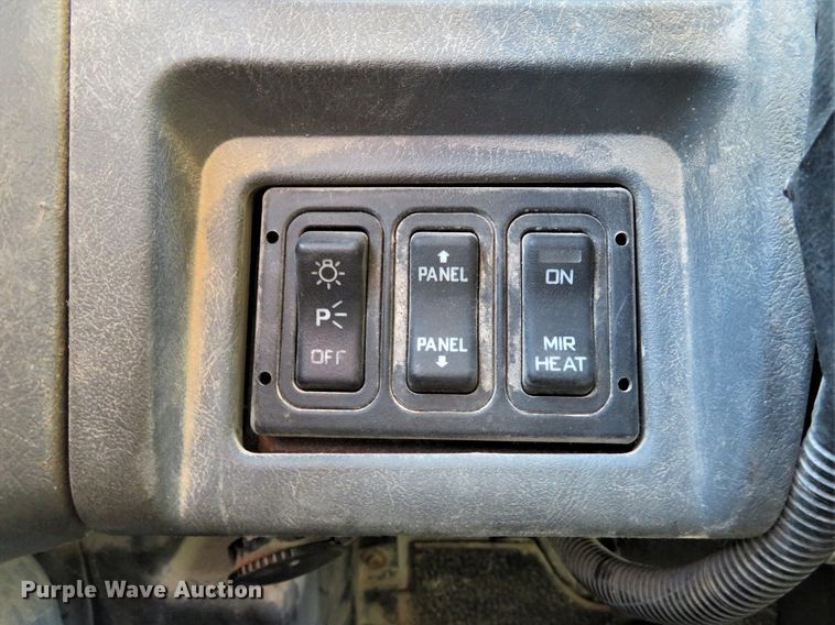 image for item FP9490 2005 International 7400  dump truck