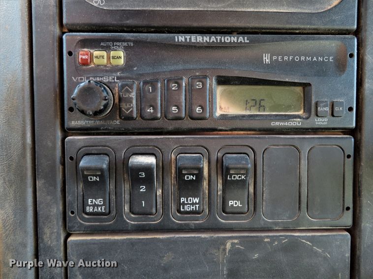 image for item FP9490 2005 International 7400  dump truck