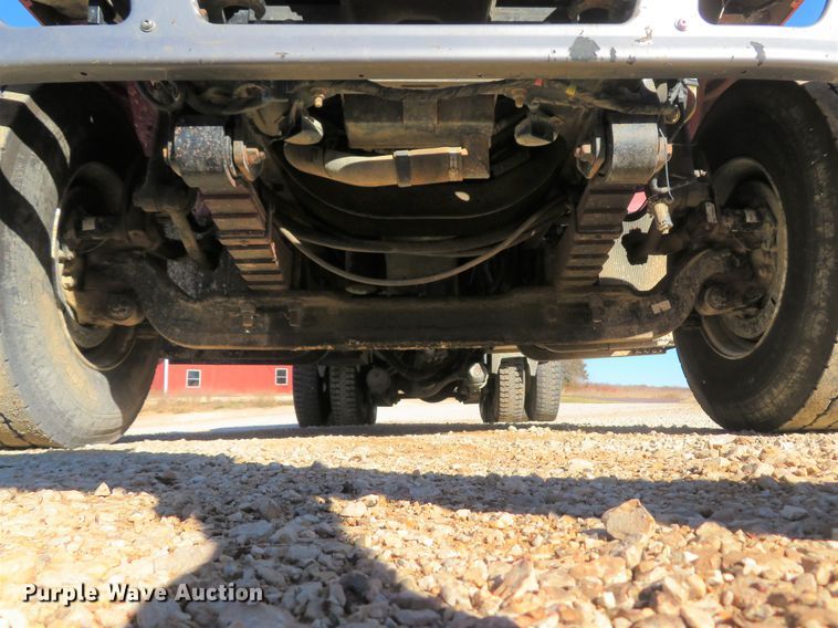 image for item FP9490 2005 International 7400  dump truck