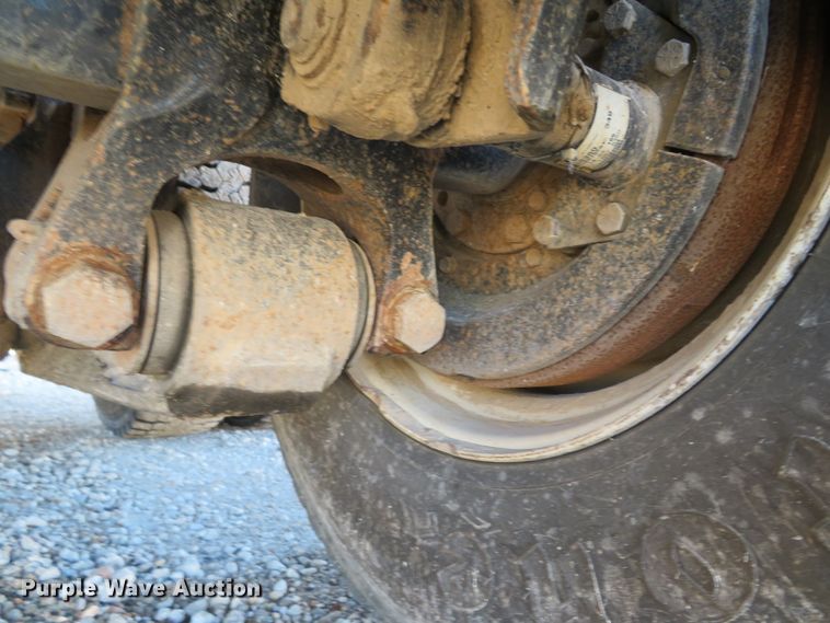 image for item FP9490 2005 International 7400  dump truck