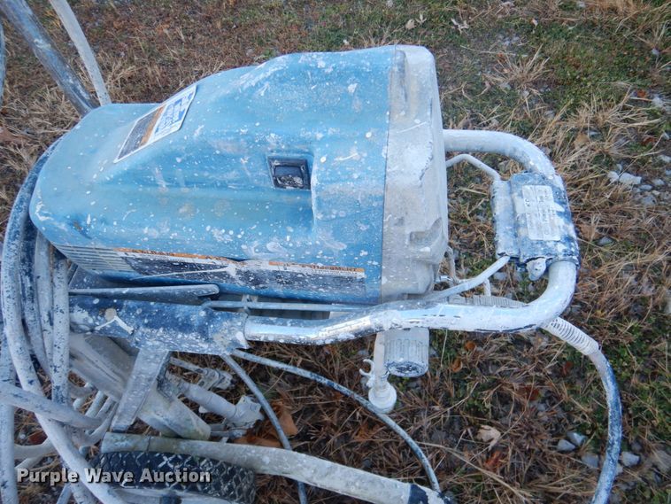 image for item IH9072 (2) Graco paint sprayers