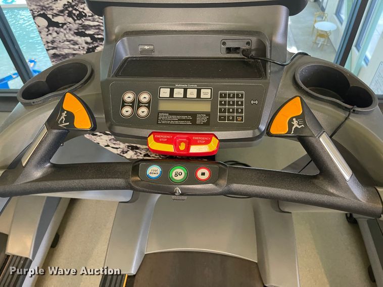 image for item IJ9573 (3) Matrix treadmills