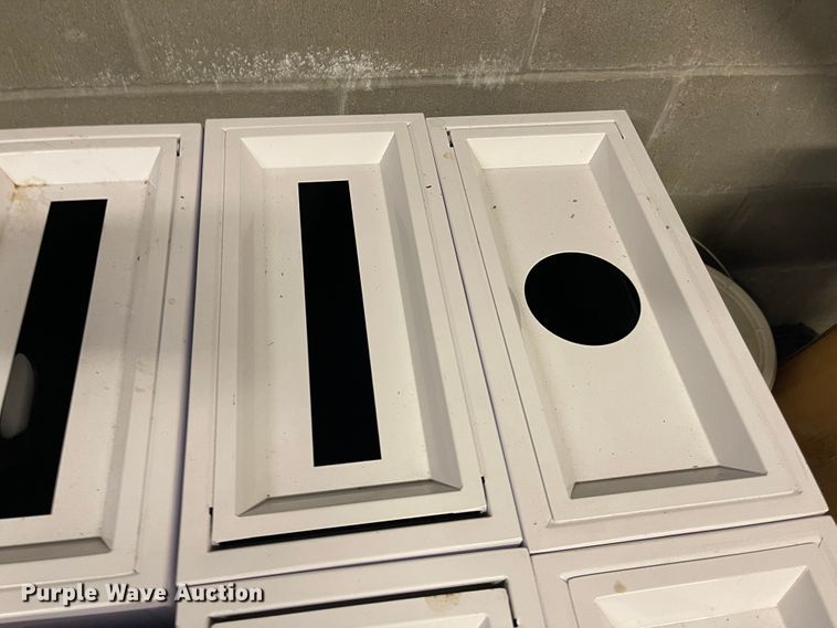 image for item IJ9576 (12) metal trash cans