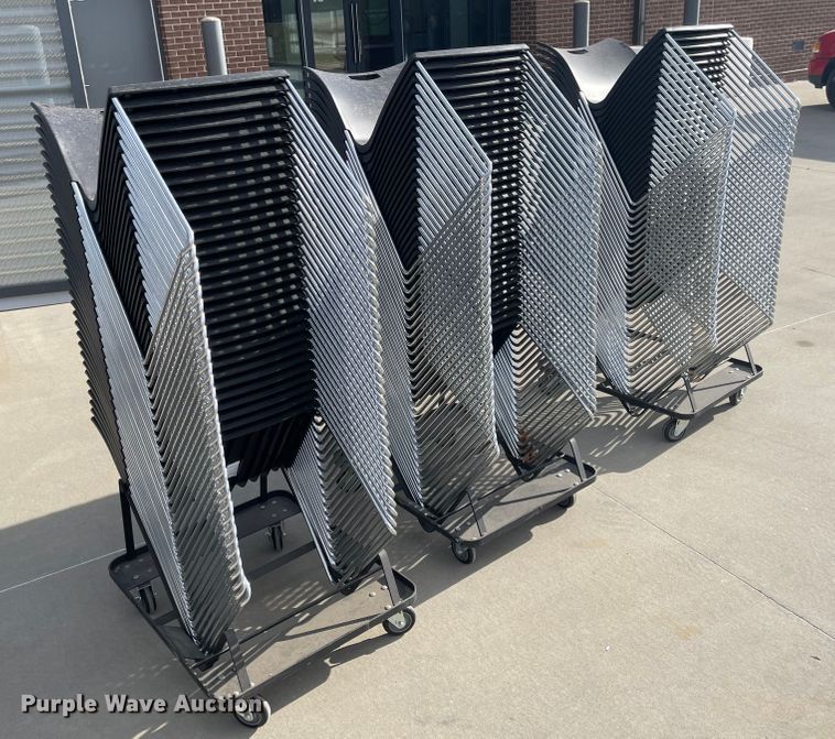 image for item IJ9577 Approximately 93 chairs