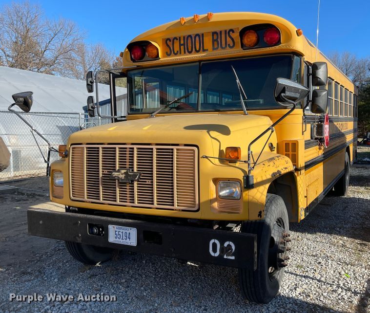 image for item IJ9579 1998 Chevrolet Blue Bird  school bus