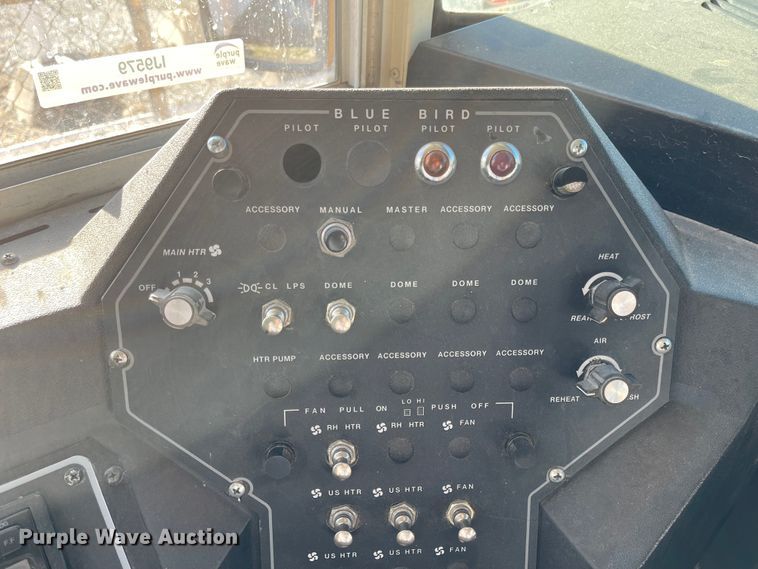 image for item IJ9579 1998 Chevrolet Blue Bird  school bus