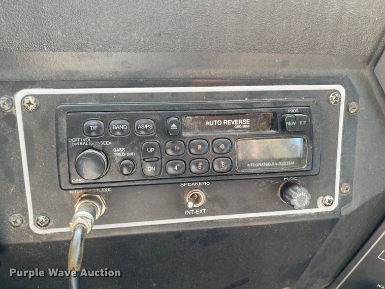 image for item IJ9579 1998 Chevrolet Blue Bird  school bus